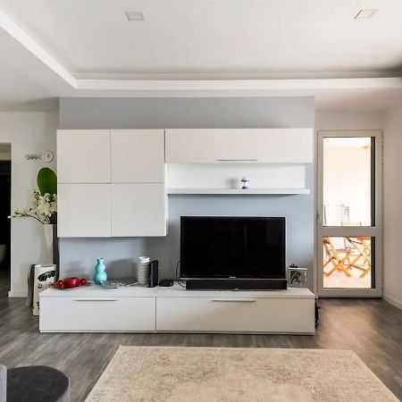Lovely 1-Bedroom Apartment With Parking Ocean View Funchal  Exteriör bild