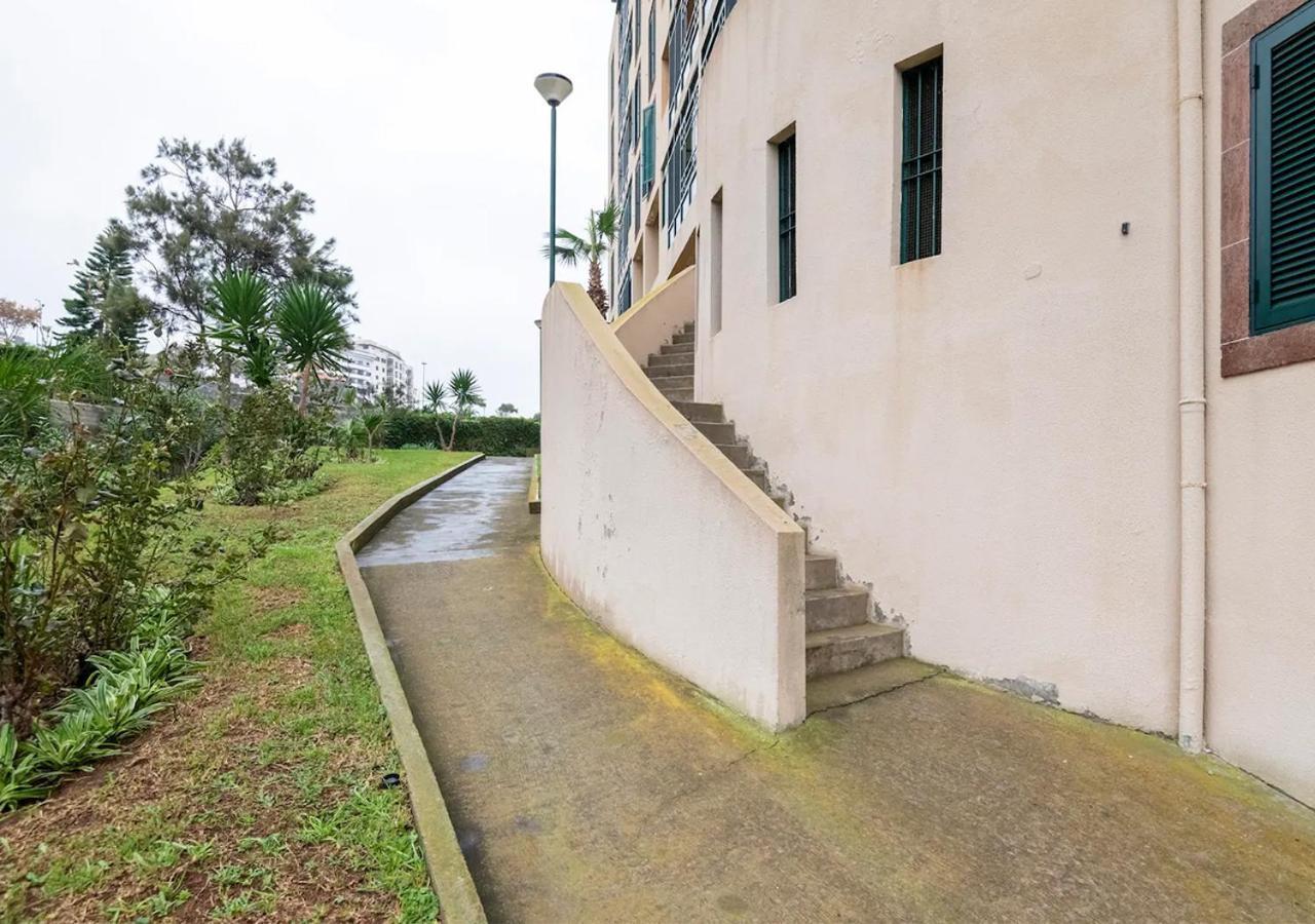 Lovely 1-Bedroom Apartment With Parking Ocean View Funchal  Exteriör bild